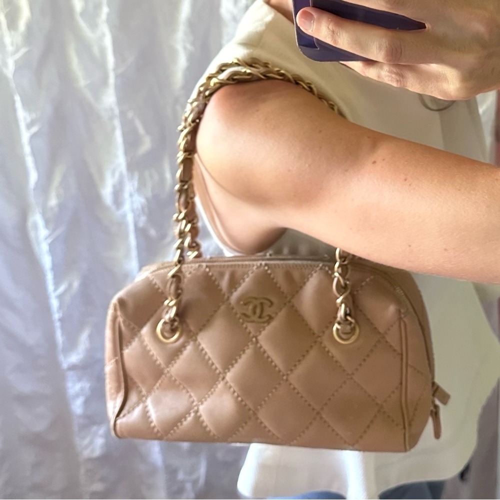 Authentic Chanel Quilted Handbag - Picture 3 of 16